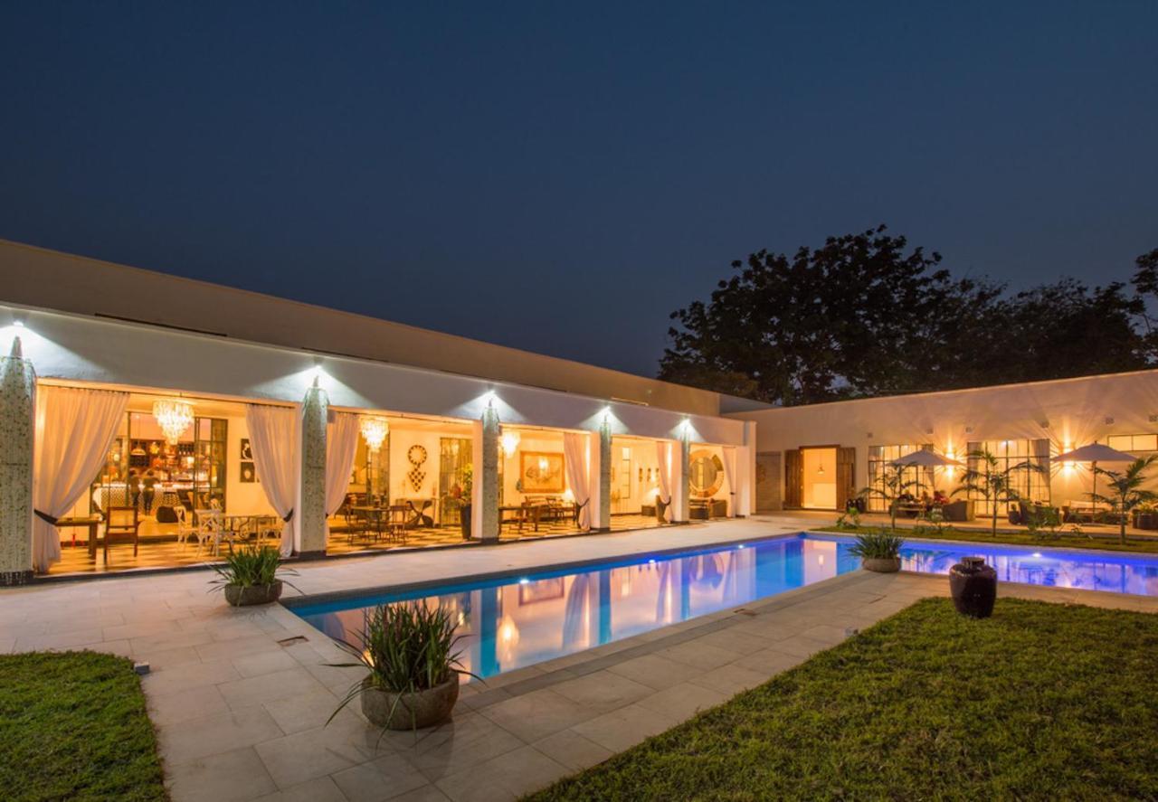 Latitude 15 Degrees Hotel Lusaka Exterior foto